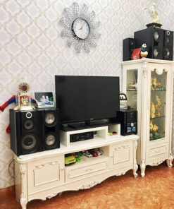 dong-ho-trang-tri-12-thang-yeu-anh1