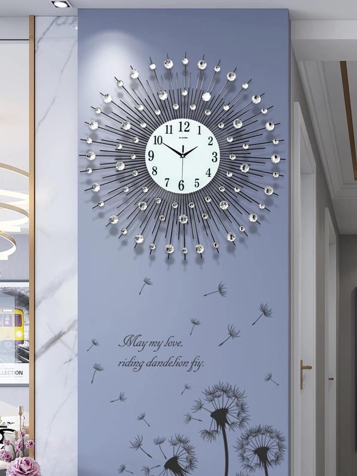 Đừng bỏ rơi những bức tường của bạn với thiết kế tuyệt vời của mẫu đồng hồ tia nắng này 
