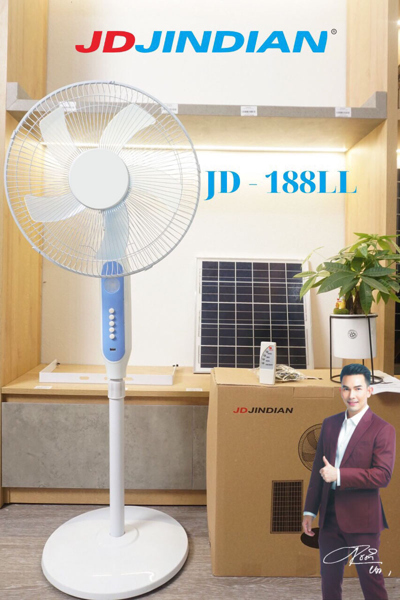 Quạt năng lượng Mặt Trời JD188LL