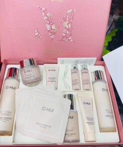 BỘ DƯỠNG DA TRẮNG HỒNG CĂNG BÓNG RẠNG NGỜI OHUI MIRACLE MOISTURE SPECIAL