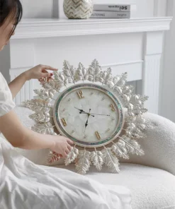 Mua đồng hồ trang trí nghệ thuật làm quà tặng tân gia ý nghĩa. Bộ máy tự động chuẩn xác, giao toàn quốc