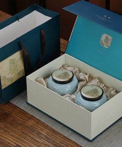 Set quà tặng Hũ gốm Thượng Phẩm Trà - Bạch Lão kèm hộp gỗ tinh tế. Món quà biếu đối tác, quà tết sang trọng nâng tầm đẳng cấp văn hóa trà Việt.