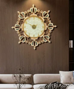 Mua đồng hồ treo tường hoàng gia luxury khảm trai tự nhiên mang lại không gian quý tộc sang trọng.