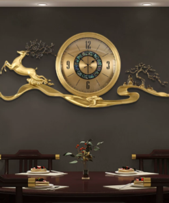 Chiêm ngưỡng mẫu đồng hồ decor phòng khách mạ vàng đính pha lê lộng lẫy